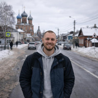 автор